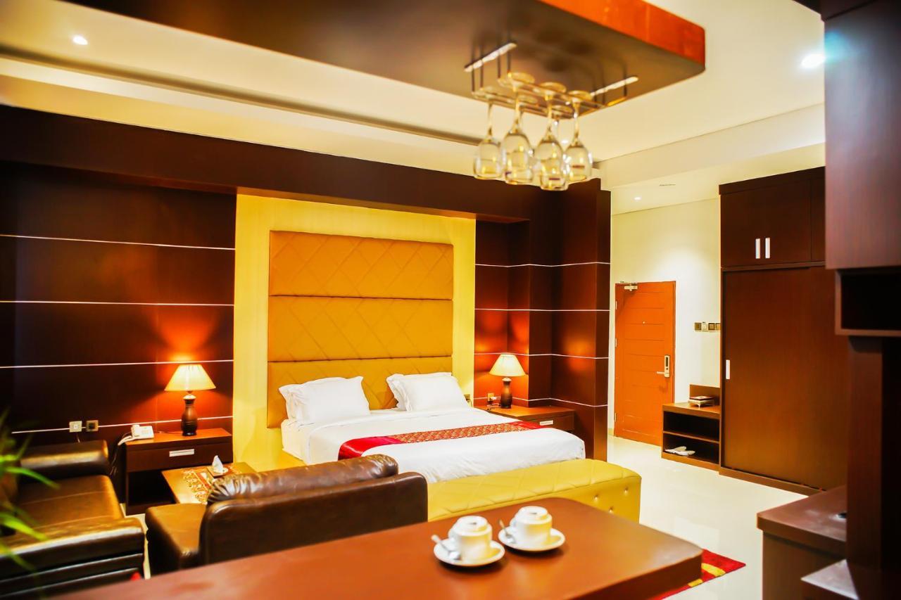 Singapore City Hotel Batu Bara Sungaibalai Экстерьер фото
